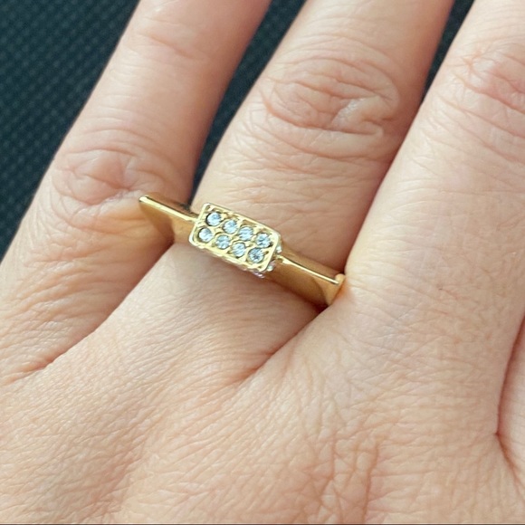 Vintage Gold-tone Square-shaped Ring with CZ Stone Size 6.5 - Picture 2 of 12